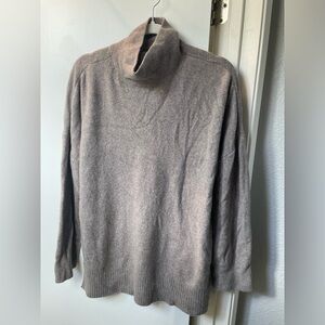 Abercrombie sweater